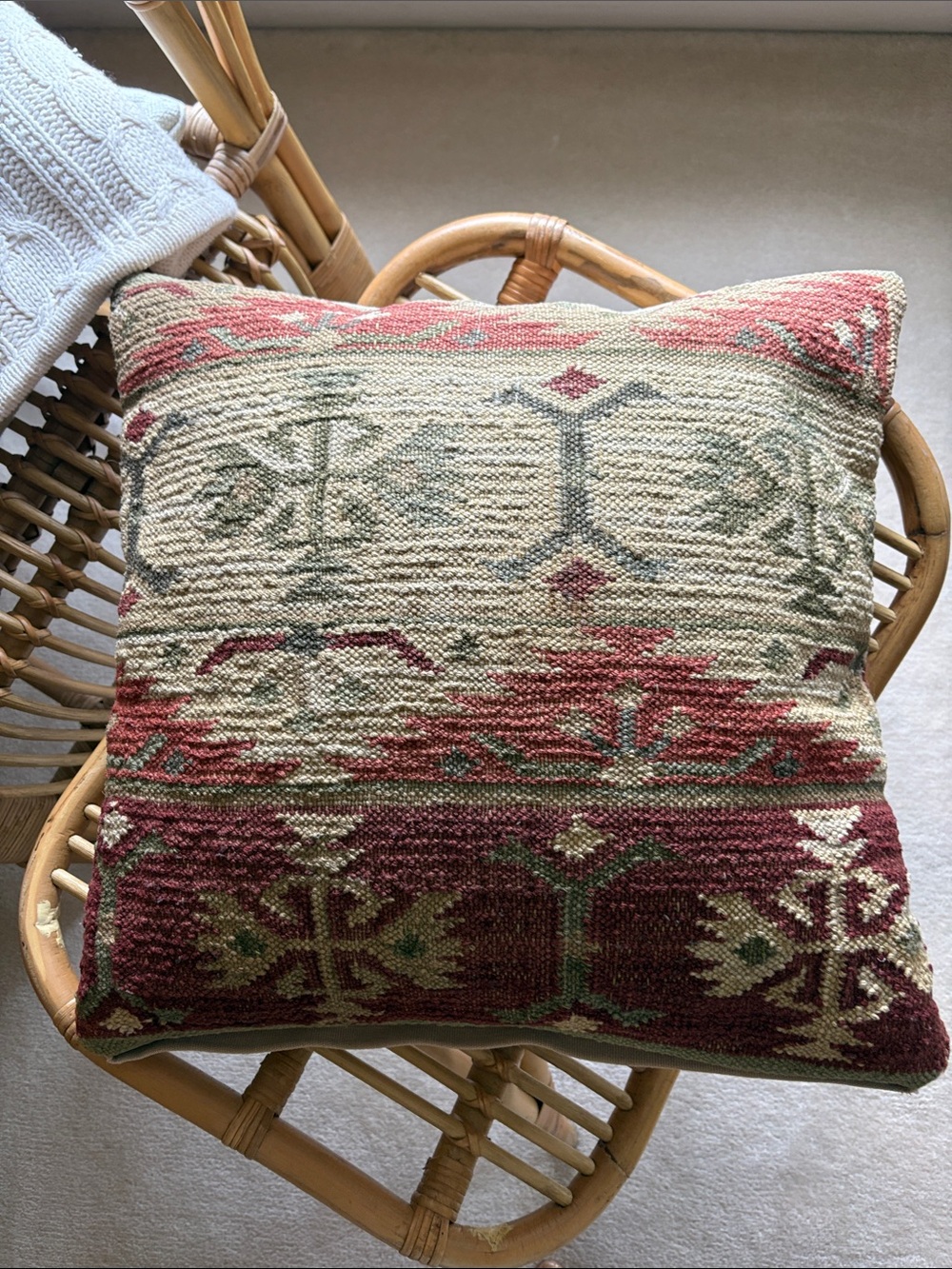 Pottery Barn Kilim-Style Accent Pillow Cover in Rust,Green, Burgundy - Picture 5 of 9
